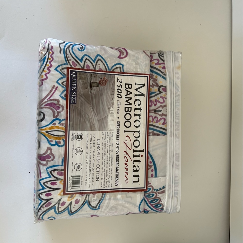 Queen Sheet Set Paisley Florals Blue White Bamboo Home - Picture 6 of 8